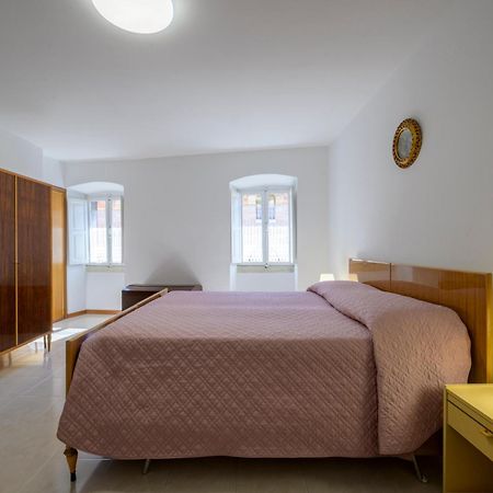 Via Mazzini 23A Apartamento Gubbio Exterior foto